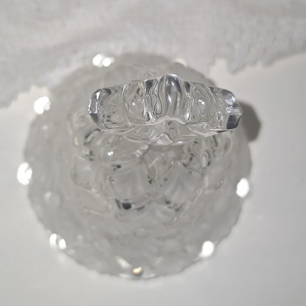 Mikasa Winter Dreams Crystal Bell Frosted Satin Christmas Tree 5.5